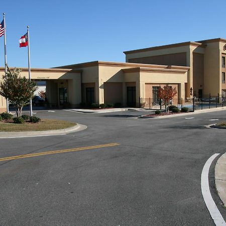Hampton Inn Vidalia Bagian luar foto