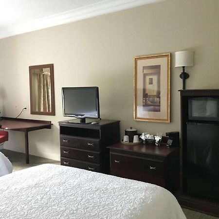 Hampton Inn Vidalia Bagian luar foto