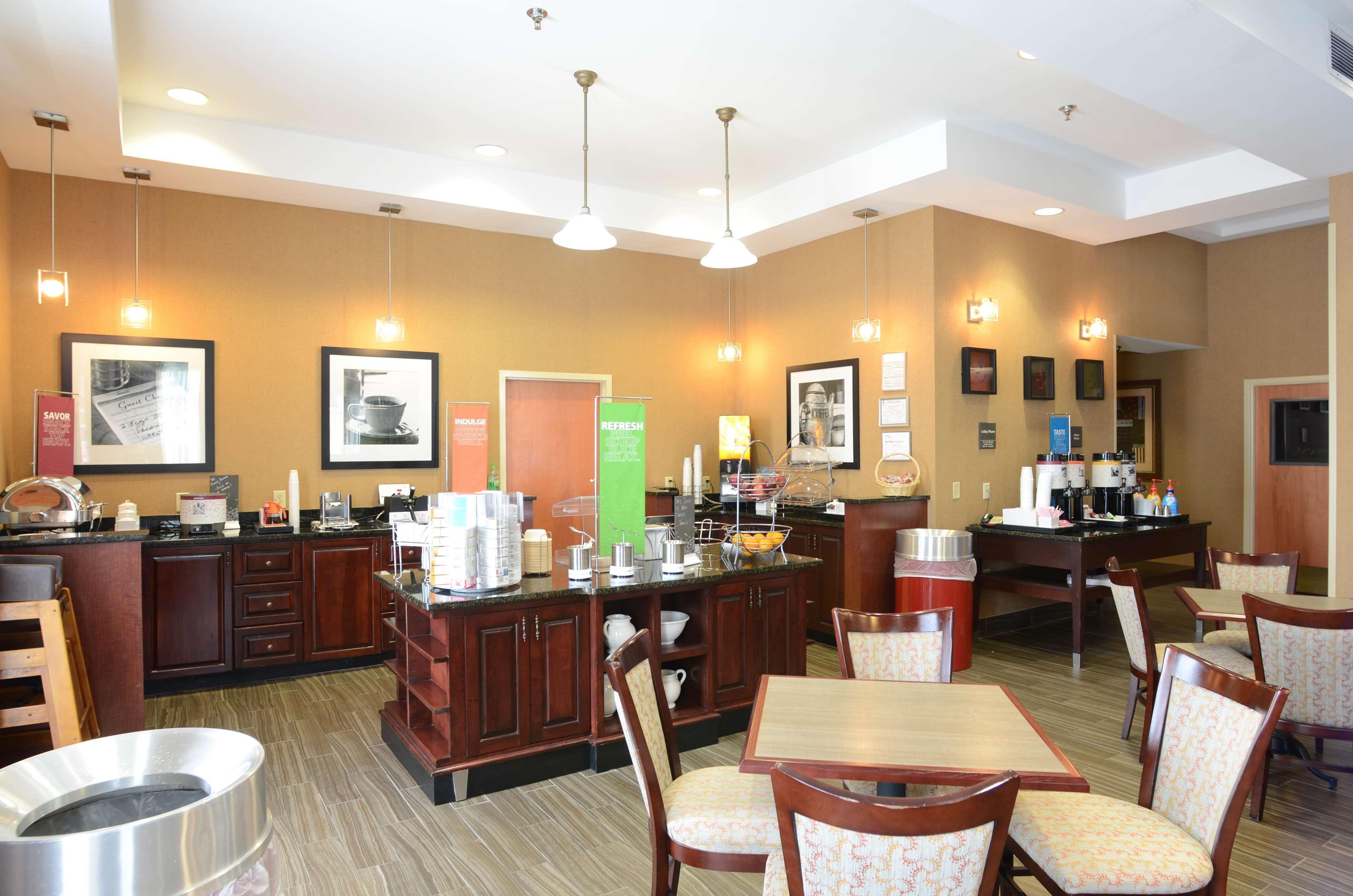 Hampton Inn Vidalia Bagian luar foto