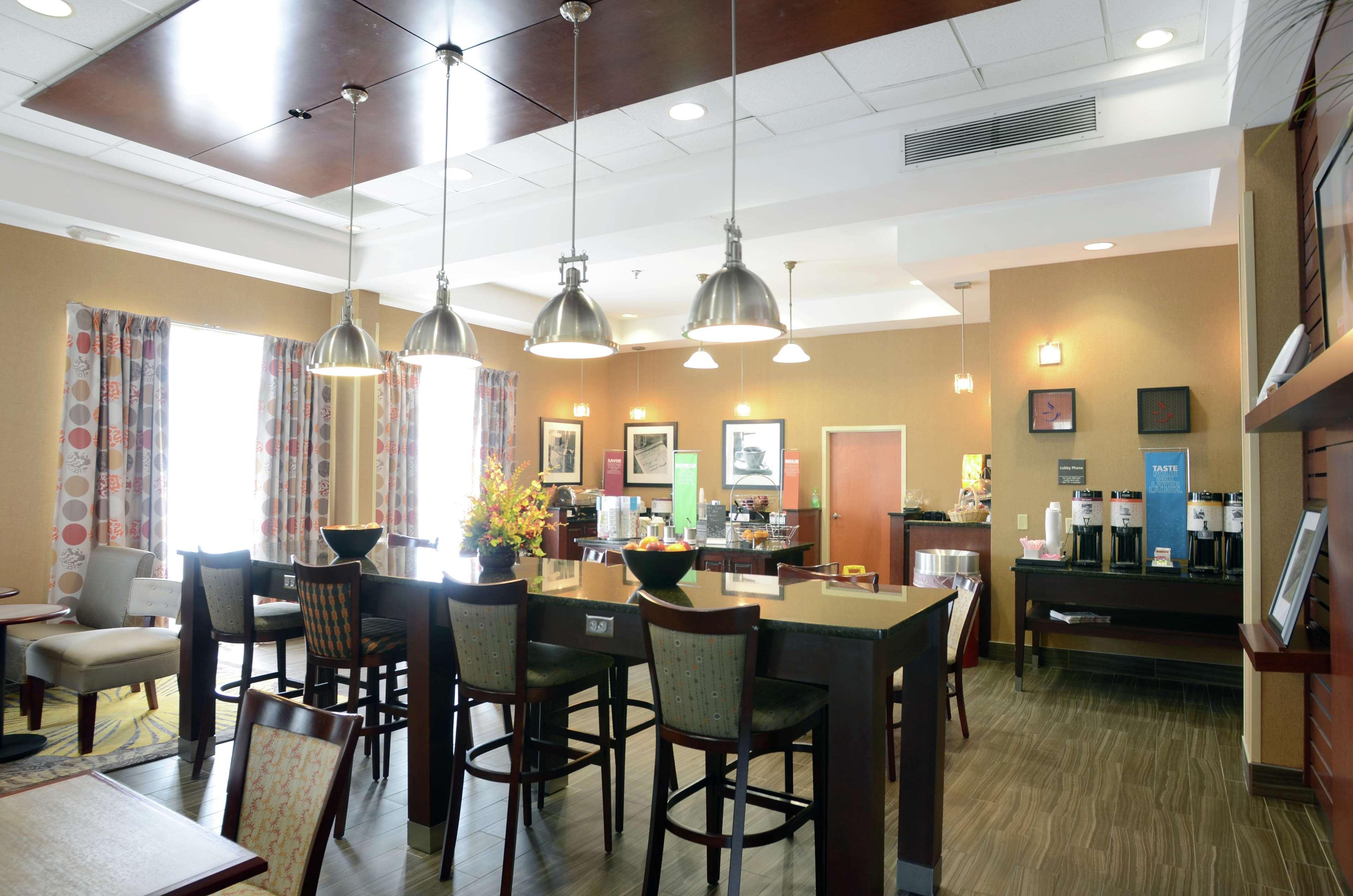 Hampton Inn Vidalia Bagian luar foto