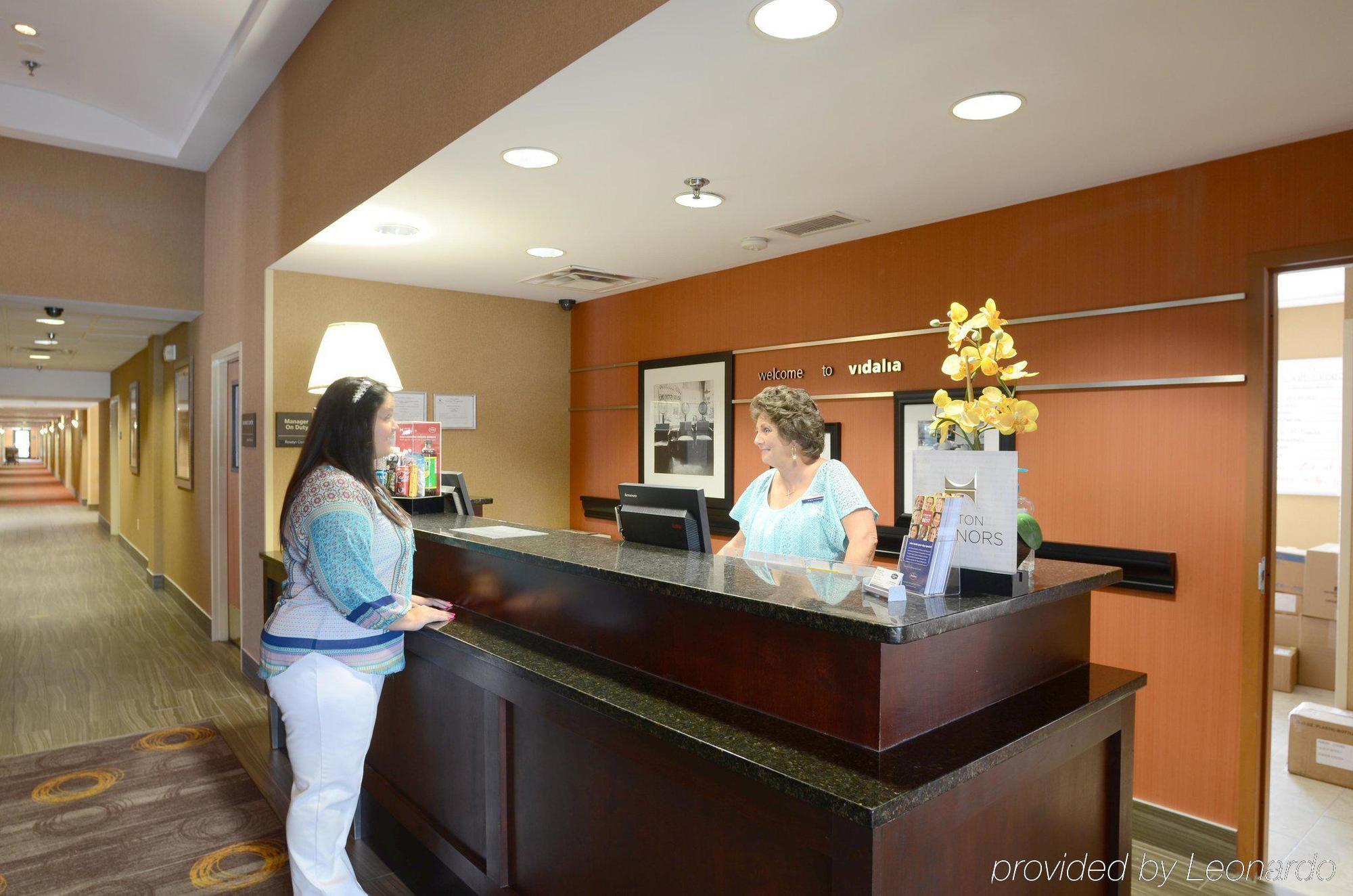 Hampton Inn Vidalia Bagian luar foto